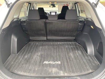 2021 Toyota RAV4 LE AWD (Natl)