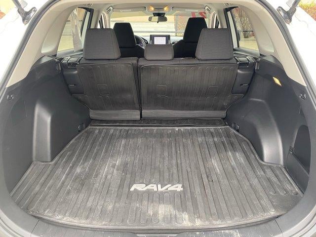 2021 Toyota RAV4 LE AWD (Natl)