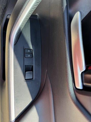 2025 Toyota RAV4 XLE AWD (Natl)