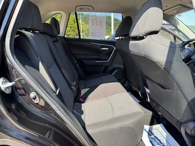 2025 Toyota RAV4 XLE AWD (Natl)