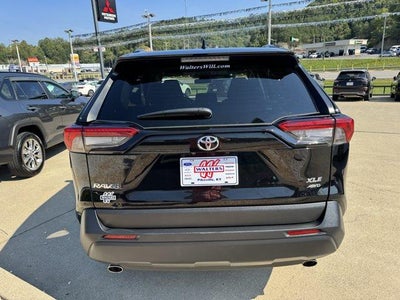 2025 Toyota RAV4 XLE AWD (Natl)