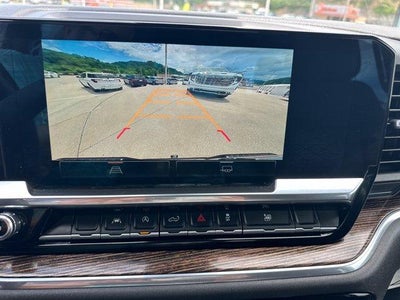 2022 GMC Sierra 1500 Crew Cab Short Box 4-Wheel Drive Elevation 3SB