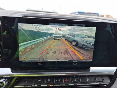 2022 GMC Sierra 1500 Crew Cab Short Box 4-Wheel Drive SLT