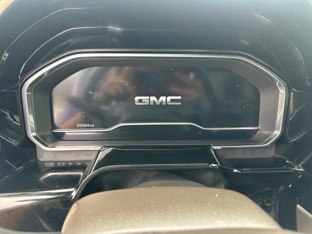 2022 GMC Sierra 1500 Crew Cab Short Box 4-Wheel Drive SLT