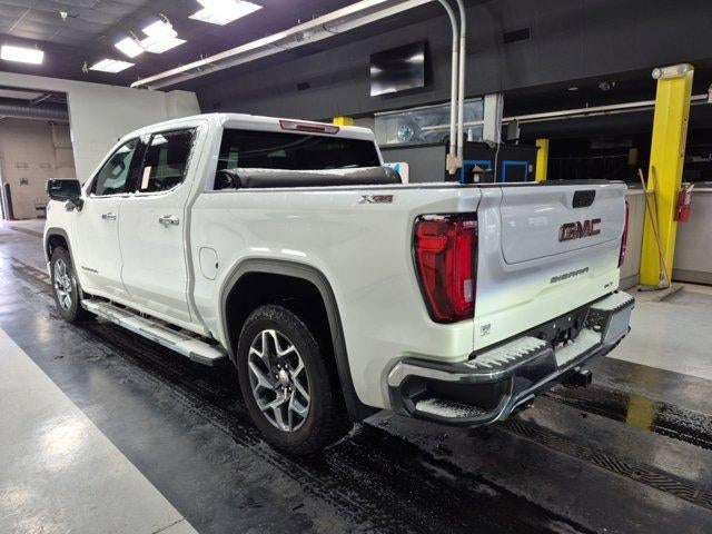 2022 GMC Sierra 1500 Crew Cab Short Box 4-Wheel Drive SLT