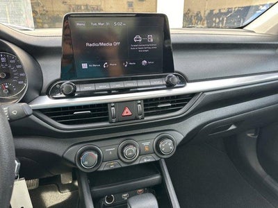 2024 Kia Forte LX IVT