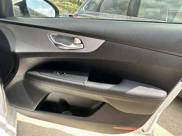 2024 Kia Forte LX IVT