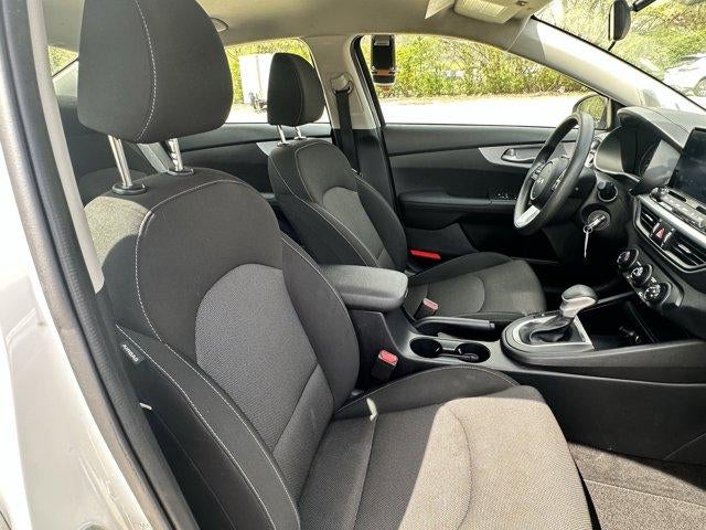 2024 Kia Forte LX IVT