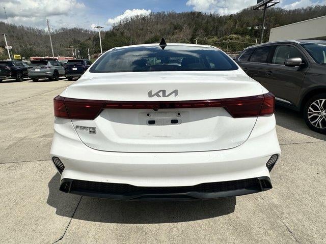 2024 Kia Forte LX IVT