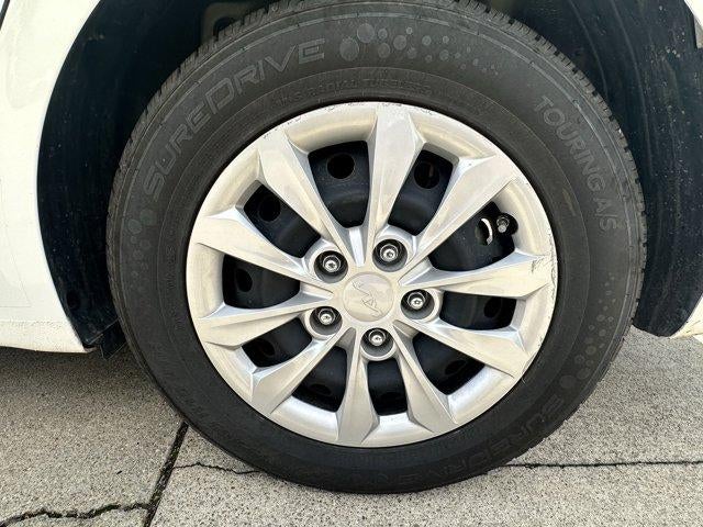 2024 Kia Forte LX IVT