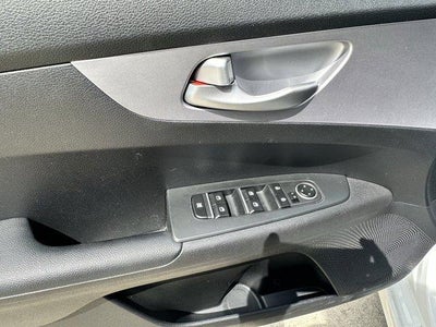 2024 Kia Forte LX IVT