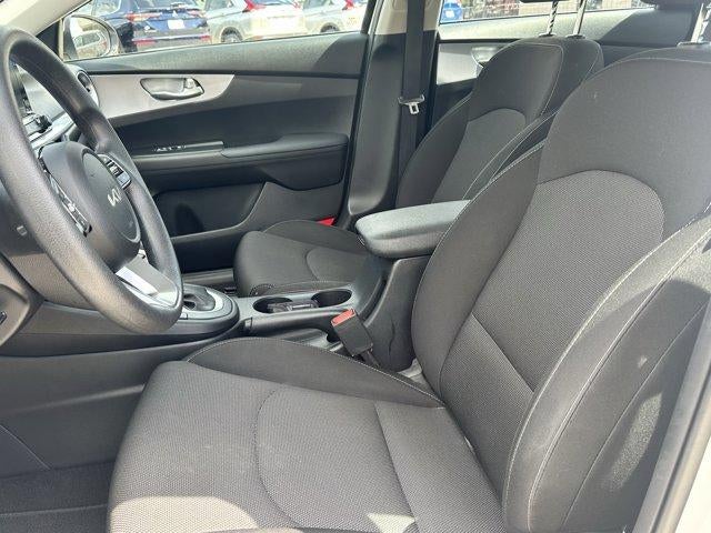 2024 Kia Forte LX IVT