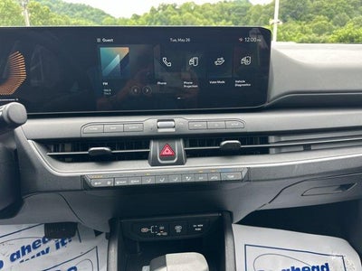 2025 Kia K4 LXS FWD