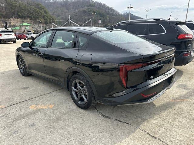 2025 Kia K4 LXS FWD