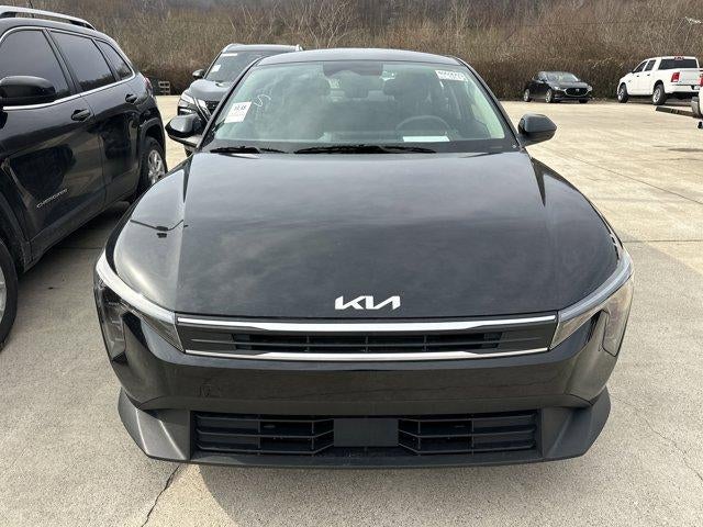 2025 Kia K4 LXS FWD