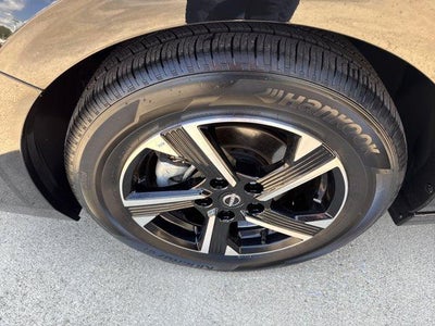 2025 Nissan Sentra SV CVT