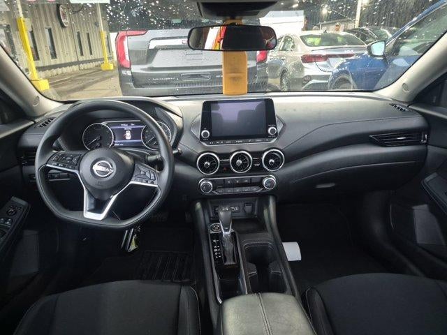 2025 Nissan Sentra SV CVT