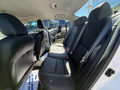 2023 Nissan Sentra SR CVT