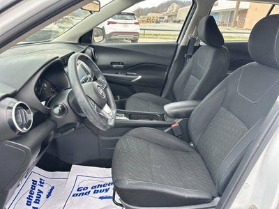 2023 Nissan Kicks SV FWD