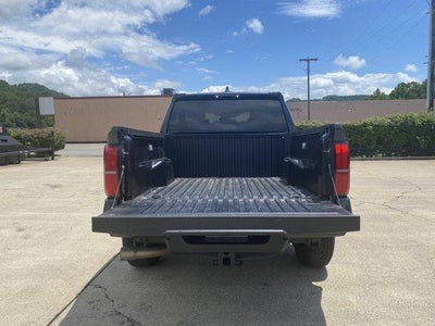 2024 Toyota Tacoma 4WD 4WD TRD Off Road Double Cab 5' Bed AT (Natl)