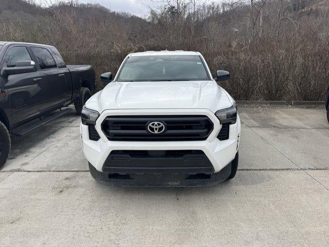2024 Toyota Tacoma 4WD 4WD SR Double Cab 5' Bed MT (Natl)