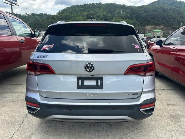 2022 Volkswagen Taos SE 4MOTION