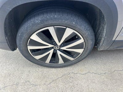 2022 Volkswagen Taos SE 4MOTION