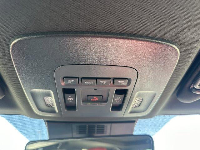 2025 Toyota Camry LE (Natl)