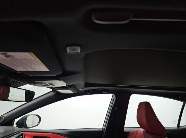 2025 Toyota Camry LE (Natl)