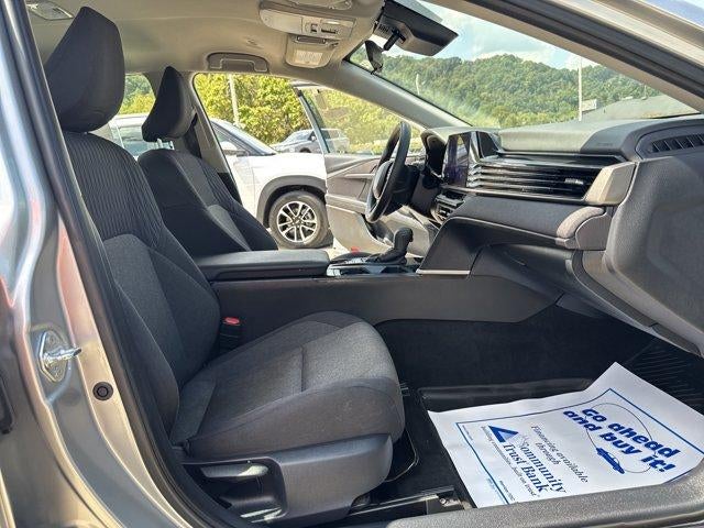 2025 Toyota Camry LE (Natl)