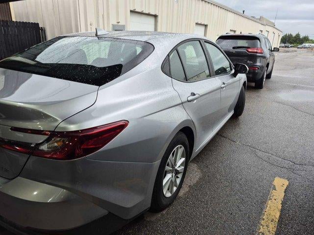 2025 Toyota Camry LE (Natl)