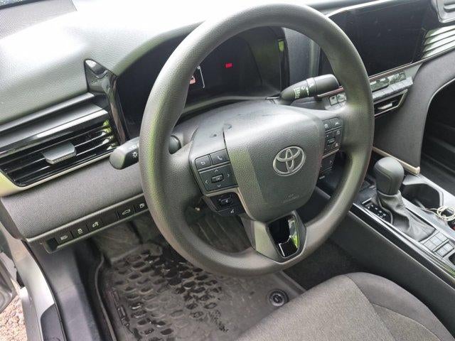 2025 Toyota Camry LE (Natl)