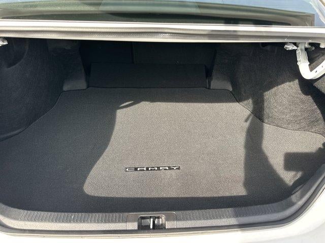 2025 Toyota Camry LE (SE)