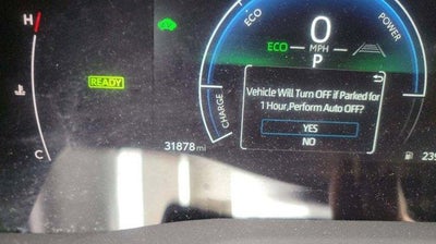 2025 Toyota Camry LE (SE)