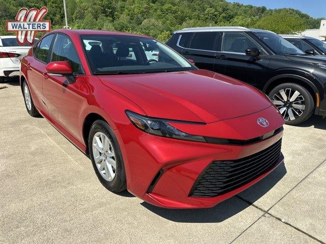 2025 Toyota Camry LE (Natl)
