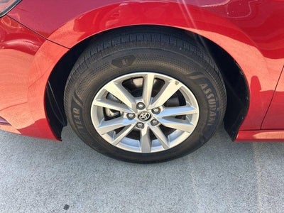 2025 Toyota Camry LE (Natl)