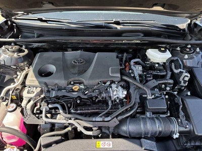 2025 Toyota Camry LE (Natl)