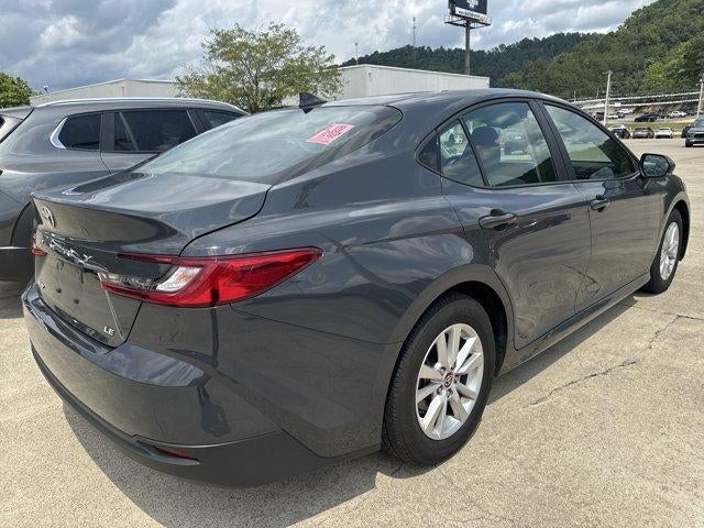 2025 Toyota Camry LE (Natl)