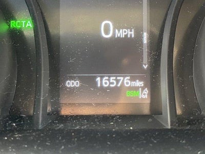 2023 Toyota Camry SE Auto (SE)