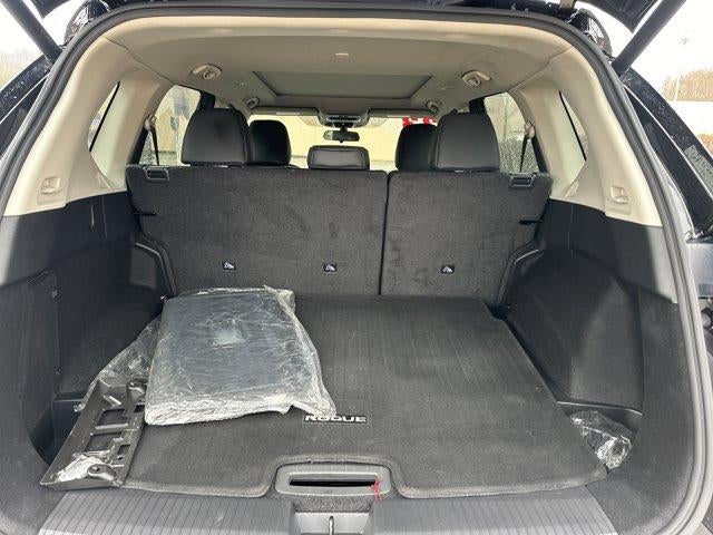 2023 Nissan Rogue AWD SV