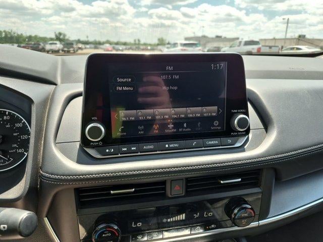 2025 Nissan Rogue AWD SV