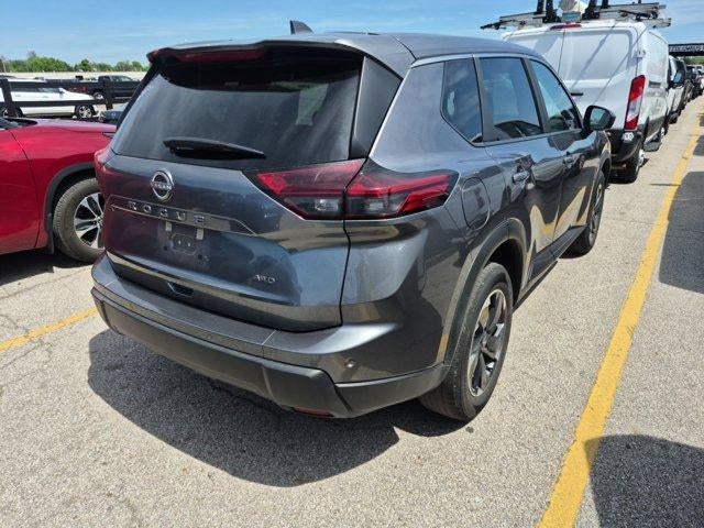 2025 Nissan Rogue AWD SV