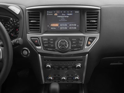 2017 Nissan Pathfinder FWD SV