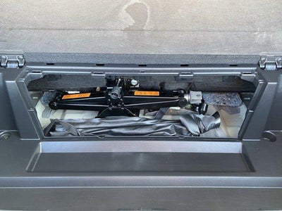 2024 Nissan Pathfinder S 4WD