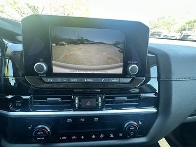 2025 Nissan Pathfinder SV 4WD