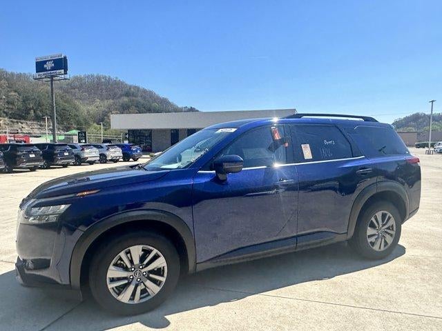 2025 Nissan Pathfinder SV 4WD