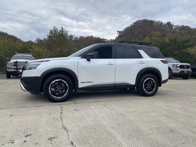 2025 Nissan Pathfinder Rock Creek 4WD
