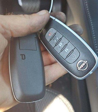 2026 Nissan Pathfinder SV 4WD