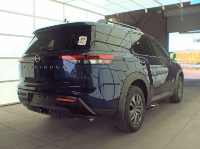 2026 Nissan Pathfinder SV 4WD