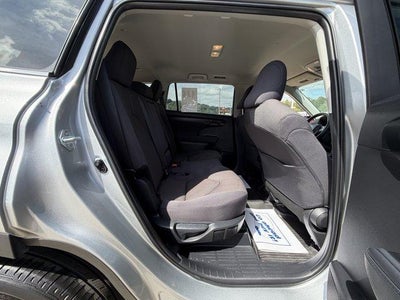 2025 Toyota Highlander LE AWD (Natl)